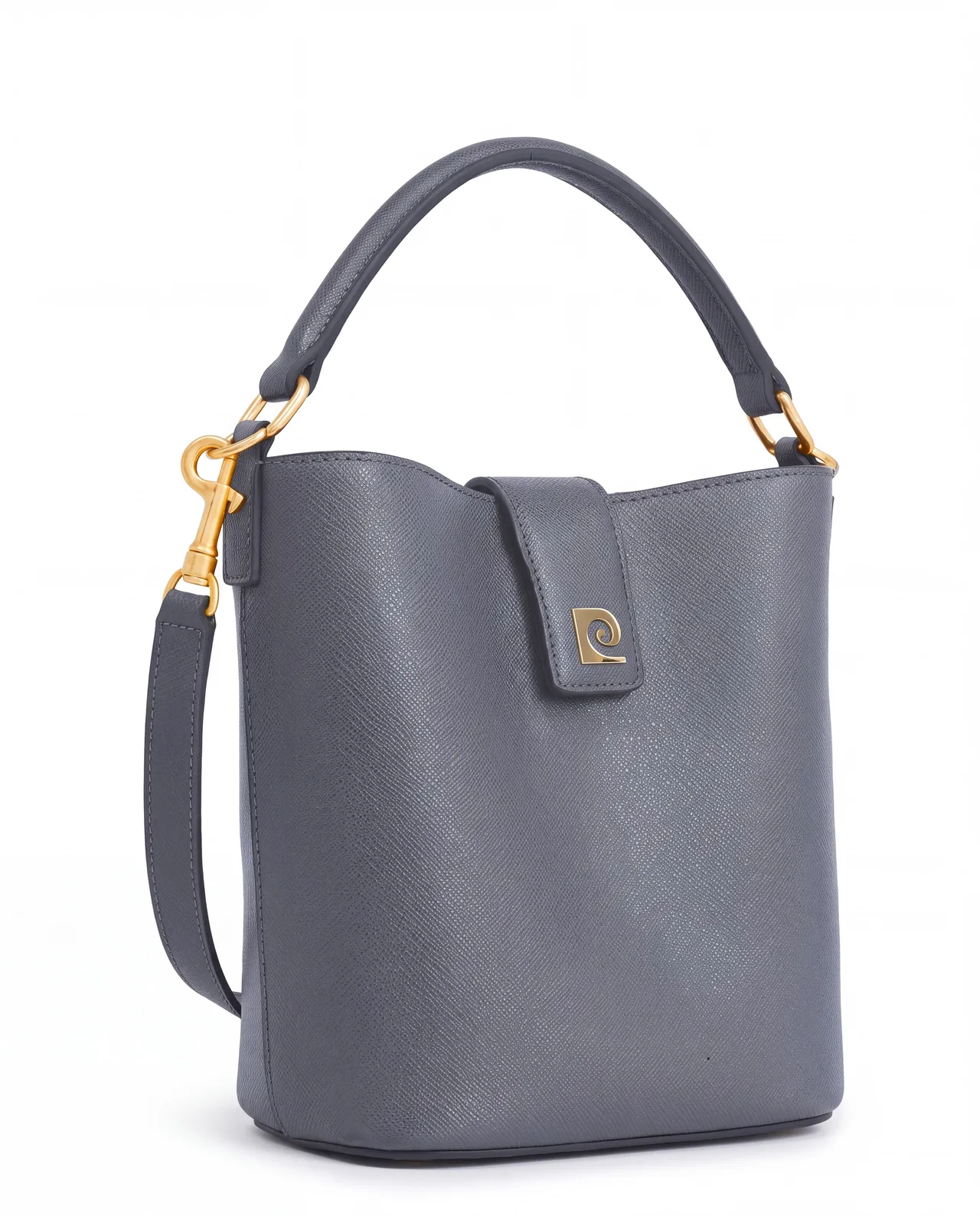 Seau saffiano Pierre Cardin en situation